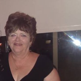 Profile Picture of Julia Coons (@JuliaCoons3) on Twitter