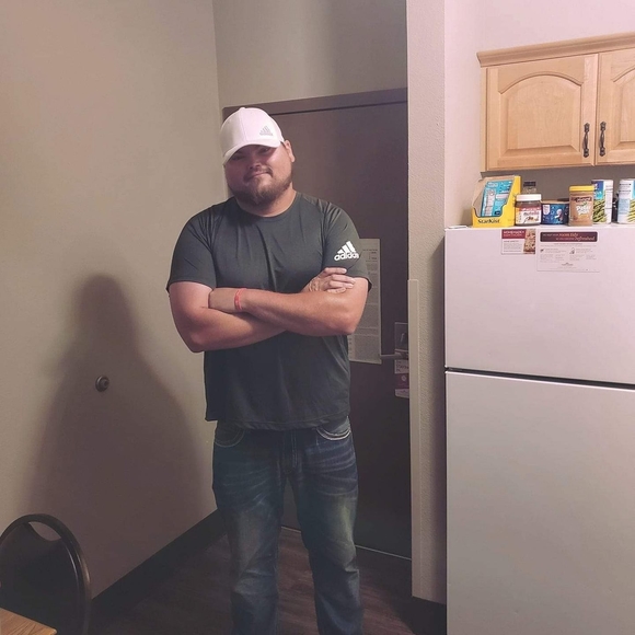 Profile Picture of Frank Durning (@mastertank360) on Poshmark