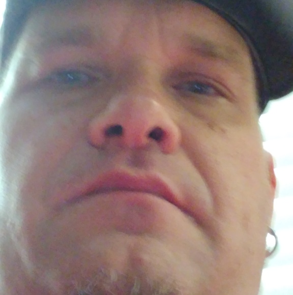 Profile Picture of Nick Webb (@nickwebb820) on Poshmark