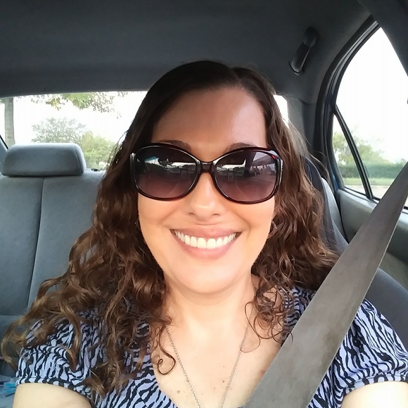 Profile Picture of Michelle n charles Lowe (@mlowe9779) on Poshmark