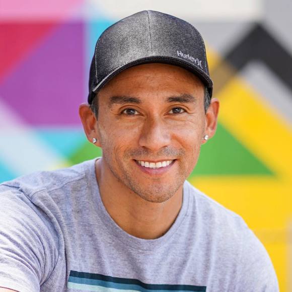 Profile Picture of Bruno Rivera (@brunoisrael) on Poshmark