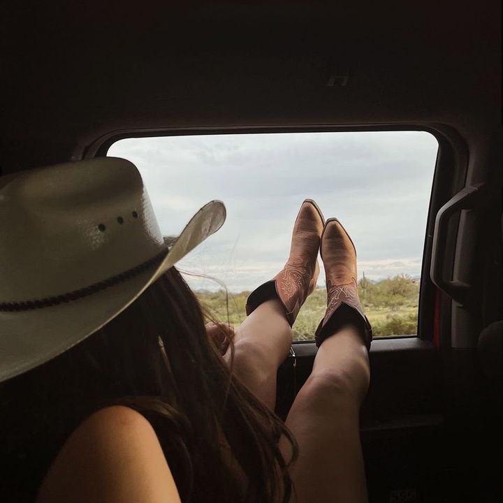 Profile Picture of alice_couillard (@alice_couillard) on Tiktok