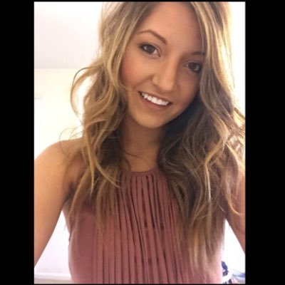 Profile Picture of Samantha Tinker (@samtinkk) on Twitter