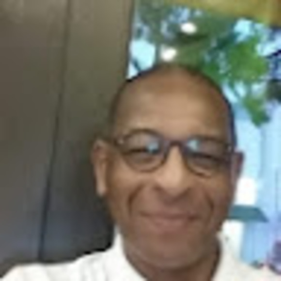 Profile Picture of Frederick James (@frederickjame) on Poshmark