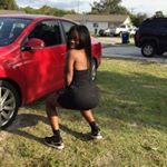 Profile Picture of Nicole Salters (@purple__twix) on Instagram