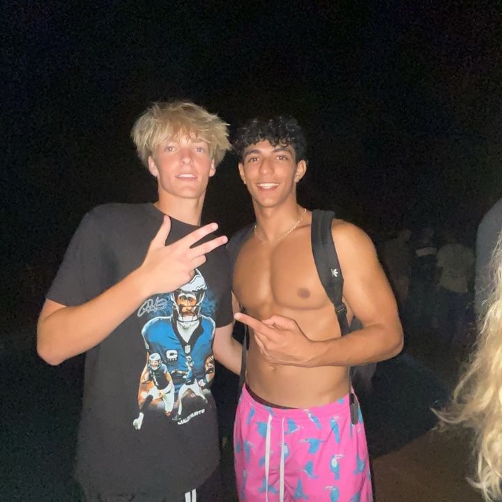 Profile Picture of alex (@alexboynton) on Tiktok