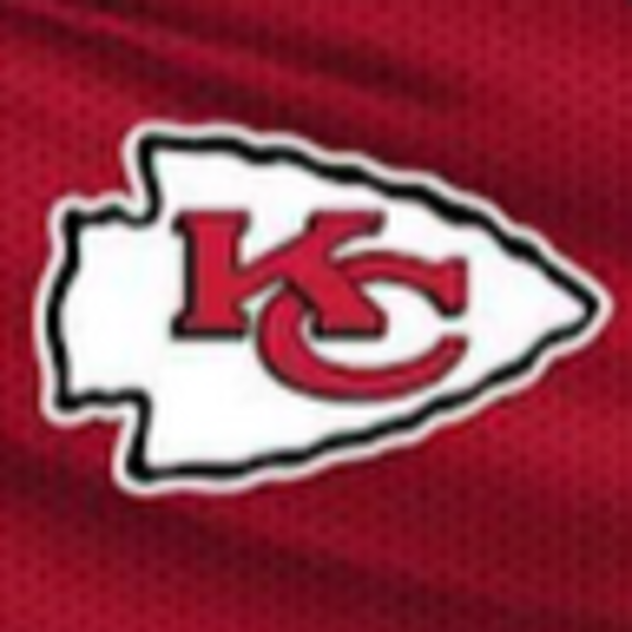 Profile Picture of Kylee Hachmeister (@kyleemiller29) on Poshmark