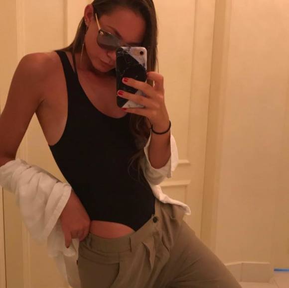 Profile Picture of Manyasha Manyasha (@ma1ma) on Poshmark