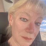 Suzanne Rosenberger - Instagram Profile Picture of Suzanne Rosenberger (@sooooozique) on Instagram