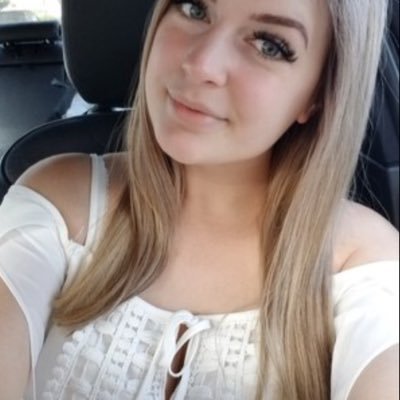 Profile Picture of Beckie Albert Danielle (@beckie_danielle) on Twitter