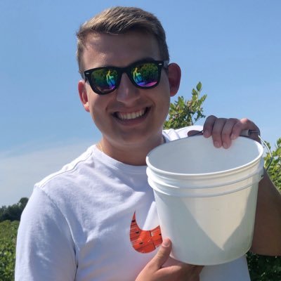 Profile Picture of Ethan Wolf (@ewolf1221) on Twitter