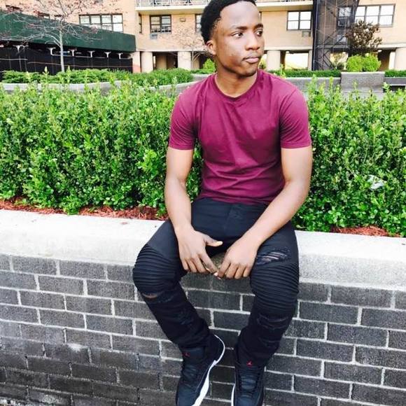 Profile Picture of Oumar Diallo (@oumar234) on Poshmark