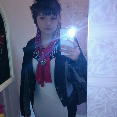 Profile Picture of Lisa McLeish (@thinkartfall) on Twitter