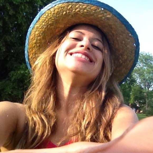 Profile Picture of Cay Geffen (@caygeff) on Poshmark