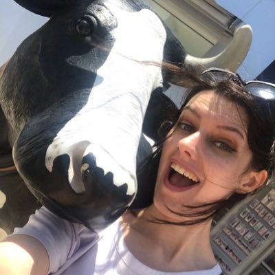 Profile Picture of Tina Abbott (@Tammy5tina) on Twitter