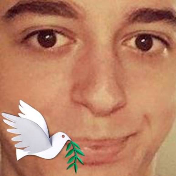 Adam Allowe - Poshmark Profile Picture of Adam Allowe (@richdesignerman) on Poshmark