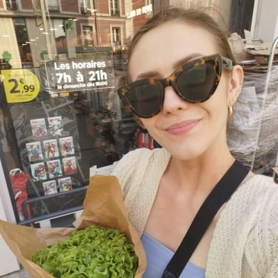 Profile Picture of Bobbie Edsor (@bobbie_edsor) on Twitter