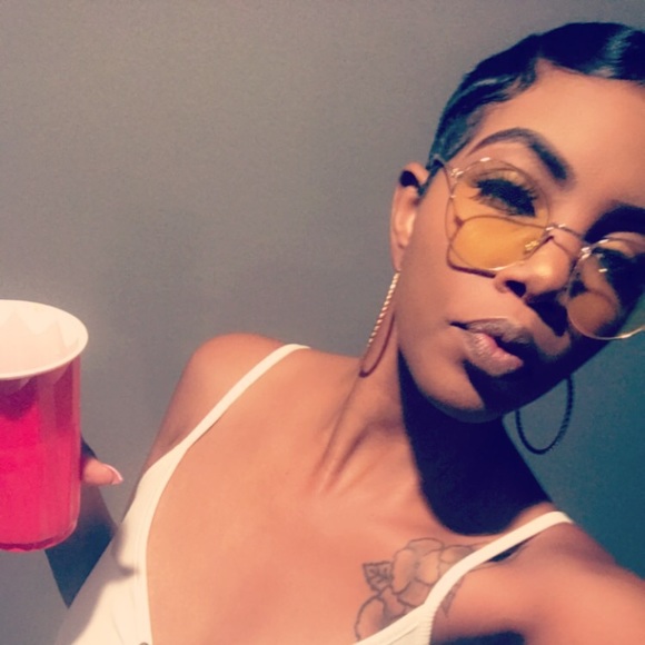 Profile Picture of Crystal Rowe (@calrcal) on Poshmark