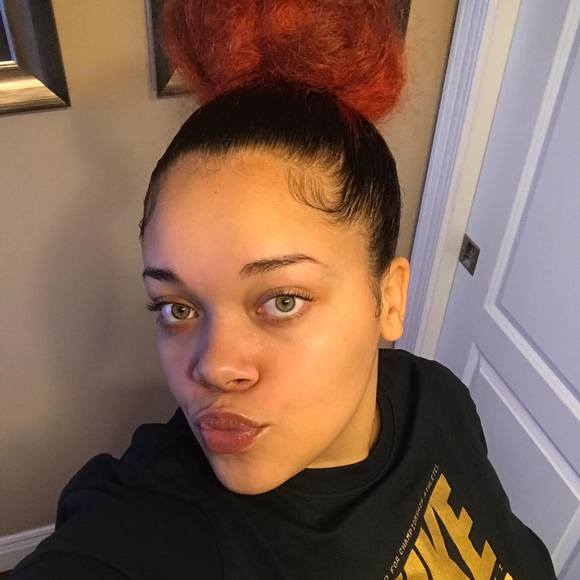 Profile Picture of Kayla Spates (@kaylaspates) on Poshmark