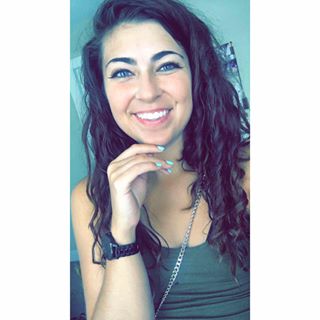 Profile Picture of Holly Lucas (@holly.lucas.75) on Facebook