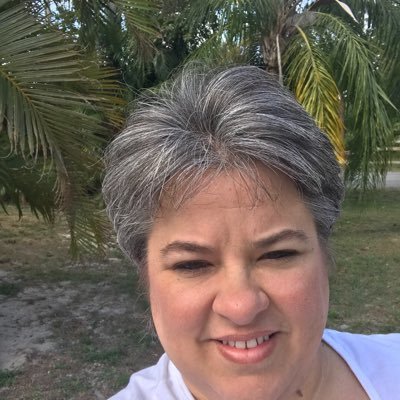 Profile Picture of Stephanie Karl (@KarlStephanie) on Twitter