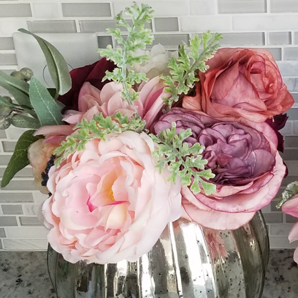 Profile Picture of Hannah Hershey (@hershey347) on Poshmark