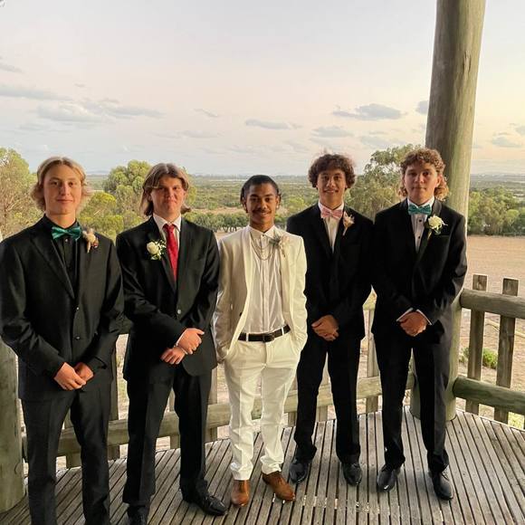 Profile Picture of Edward Graham (@edwardgraham225) on Poshmark