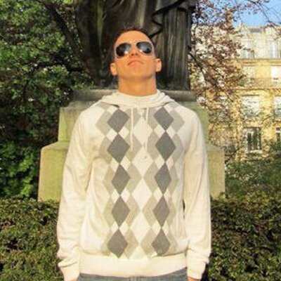 Profile Picture of Joshua Beery (@Zombeery) on Twitter