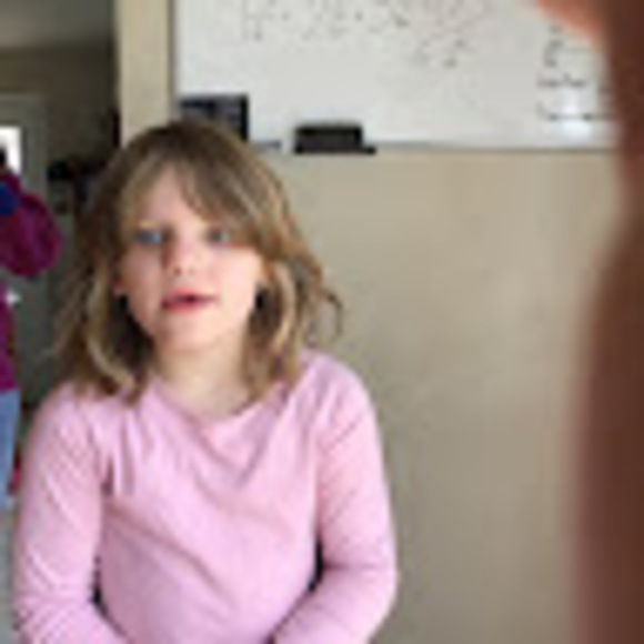 Profile Picture of Nicole Lickliter (@nickylickliter8) on Poshmark