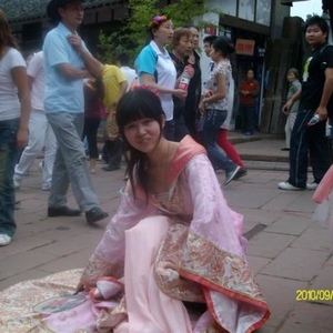 Profile Picture of Li Hongxia (@427914235) on Myspace