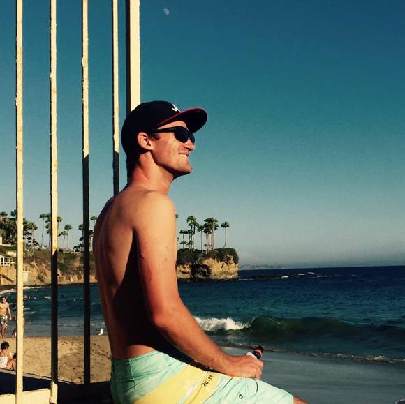 Profile Picture of Sam Holmes (@samholmes1294) on Poshmark