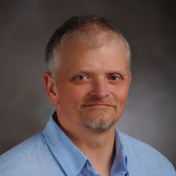 Profile Picture of Steven Toyne (@steventoyne) on Poshmark