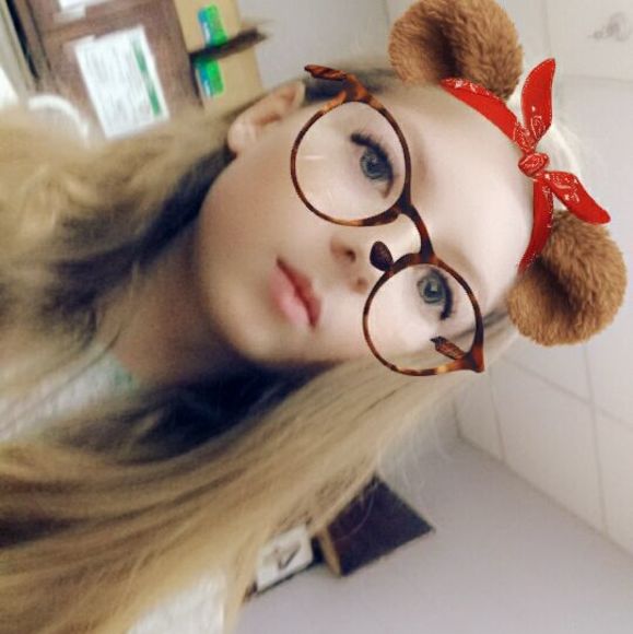 Profile Picture of Audrey Pessagno (@audreypessagno) on Poshmark