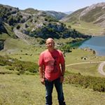 Robert Wydra - Instagram Profile Picture of Robert Wydra (@czekoladabaton) on Instagram