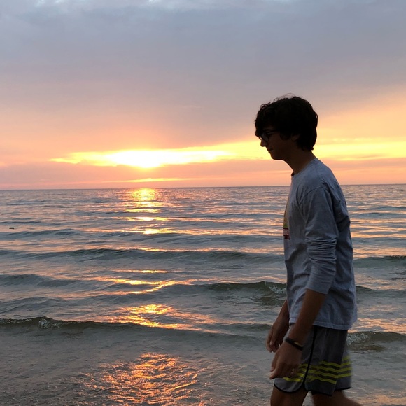 Profile Picture of Ben Holub (@benjammingolf) on Poshmark