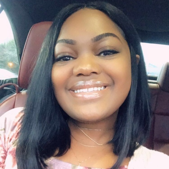 Profile Picture of Brionna Joyner (@brijoynerd) on Poshmark