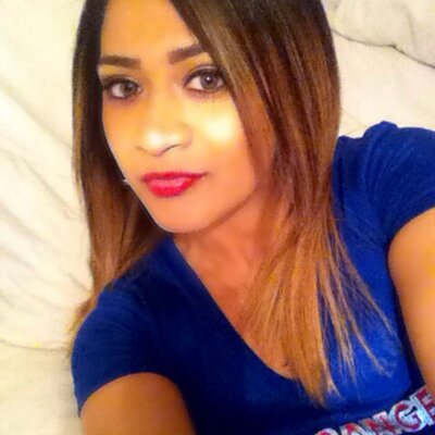 Profile Picture of April Villarreal (@AprilRealGlam01) on Twitter