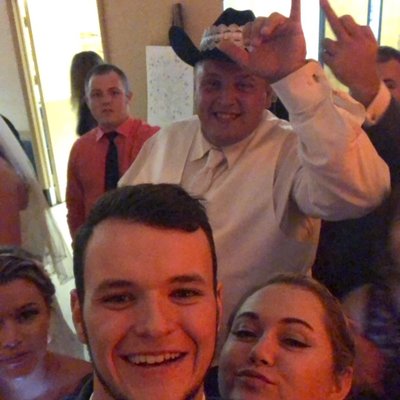 Profile Picture of Derek Carter (@countrycarter) on Twitter