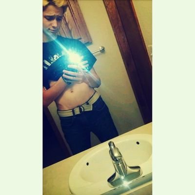 Profile Picture of Steven Holubon Twitter