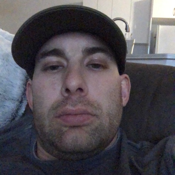 Profile Picture of Mike Macala (@mikemacala) on Poshmark