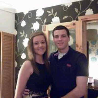 Profile Picture of Lara Rowe (@lar_rowe) on Twitter