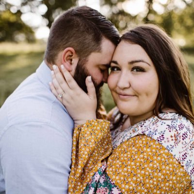 Profile Picture of Emily Nickole (@EmilyLewis98) on Twitter