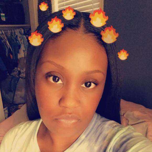 Profile Picture of Bianca Coleman (@bebe2913) on Poshmark