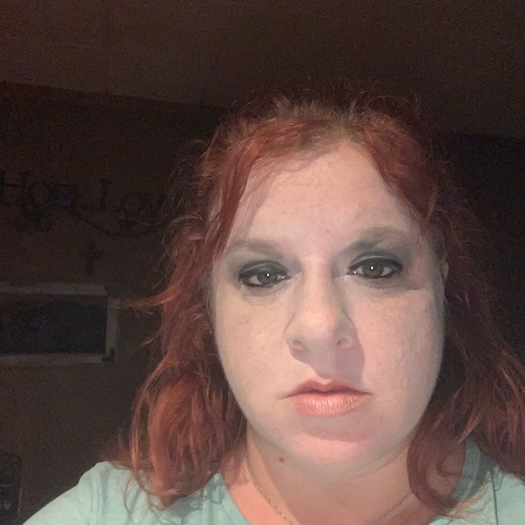 Profile Picture of Crystal Haferkamp (@haverkamp701) on Poshmark