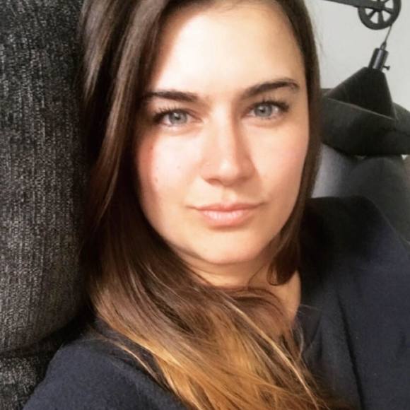 Rachyl Zellner - Poshmark Profile Picture of Rachyl Zellner (@zellner123) on Poshmark