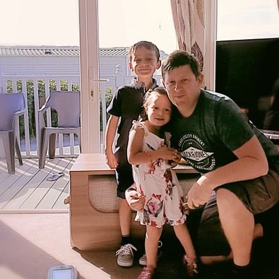 Profile Picture of Dave Pickup (@davepbrfc) on Twitter