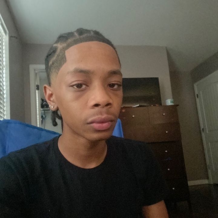 Profile Picture of jeremiah… (@milfslovejeremiahh) on Tiktok