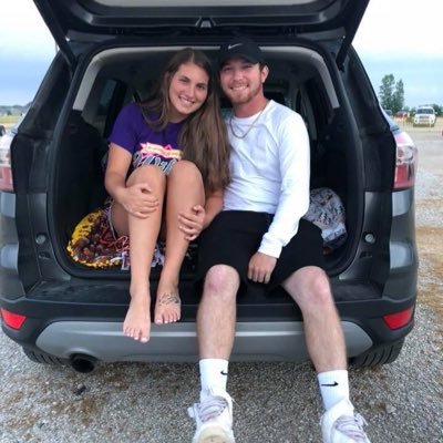 Profile Picture of Travis (@trav_lamb) on Twitter