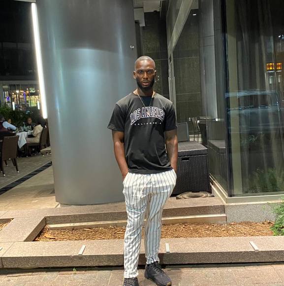 Profile Picture of Charles Browne (@charles_browne) on Poshmark