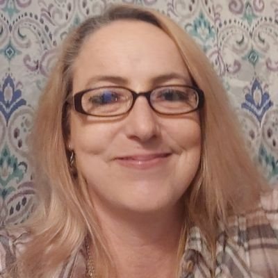 Profile Picture of Tina Bonds (@BondsTins) on Twitter